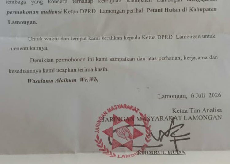 *Pimpinan dewan Lamongan belum tanggapi surat permohonan pertemuan dengan petani hutan.*