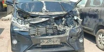 Tabrakan Beruntun Toyota Alpat S 148 AH Ringsek Tergenjet Truk Tleler S 9491 UH