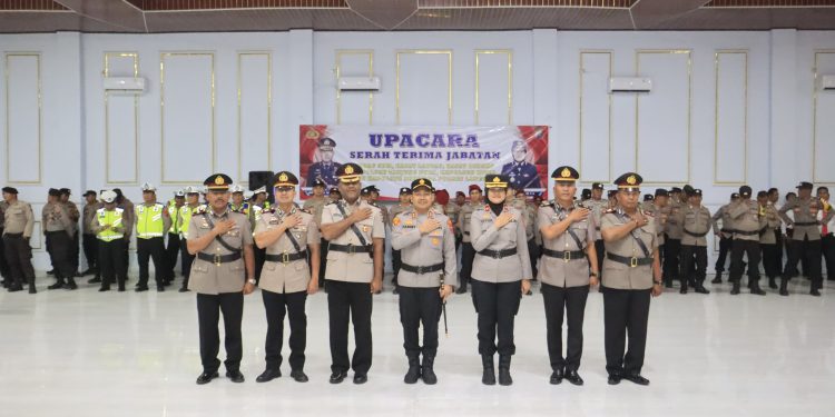 Kapolres Langkat Pimpin Sertijab Kabag Sdm, Kasat dan Kapolsek 