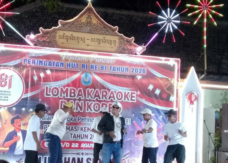 Bukan Demo, Warga Kelurahan Sidoharjo Tumpah Ruah Menyaksikan Lomba Karaoke dan Koreo