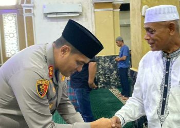 *Wujud Nyata Kehadiran Polri di Tengah Masyarakat Kapolres Binjai Laksanakan Sholat Jumat Berjemaah*