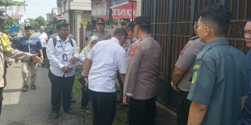 *POLRES BINJAI SIAPKAN PERSONIL DAMPINGI TIM DARI PENGADILAN NEGERI BINJAI DI LOKASI EKSEKUSI TANAH DAN BANGUNAN*