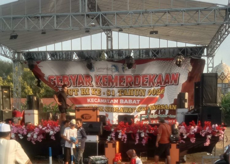 Dari Gebyar Panggung Sholawat Kebangsaan, Tenda Terpasang Badai Menerjang
