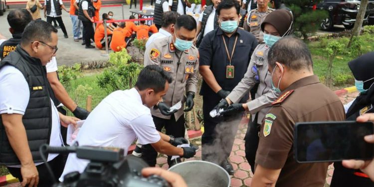 Polres Langkat Musnahkan Barang Bukti Narkotika Sabu, Pil Extasi dan Ganja