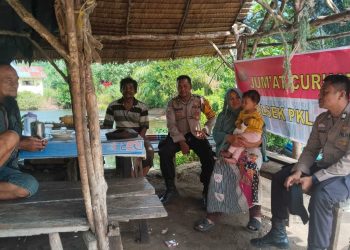 Polsek Pangkalan Susu Gelar Jumat Curhat, Ajak Warga Perkuat Sinergi Jaga Kamtibmas