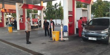Antisipasi Kelangkaan BBM Subsidi dan Non Subsidi Polres Tuban Lakukan Pantauan dan Pengecekan di 31 Stasiun SPBU