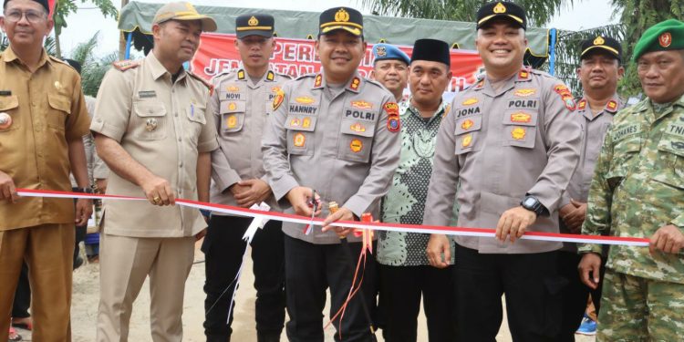 Jembatan Merah Putih Diresmikan, Akses Warga Dusun V Cinta Rakyat Kini Makin Terhubung