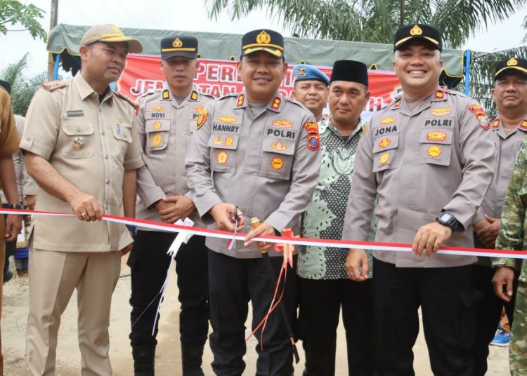 Jembatan Merah Putih Diresmikan, Akses Warga Dusun V Cinta Rakyat Kini Makin Terhubung