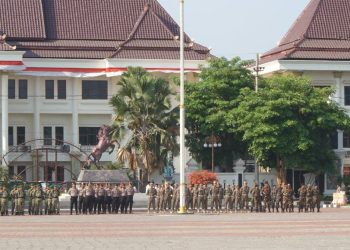 16.630 Peserta Padati Alun-Alun Tuban, Hari Santri 2026 Kobarkan Semangat Menuju Indonesia Emas
