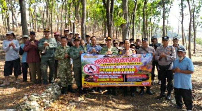 Di Musim Kemarau Ini Kapolsek Rengel Gencar Sosialisasi Cegah Karhutla